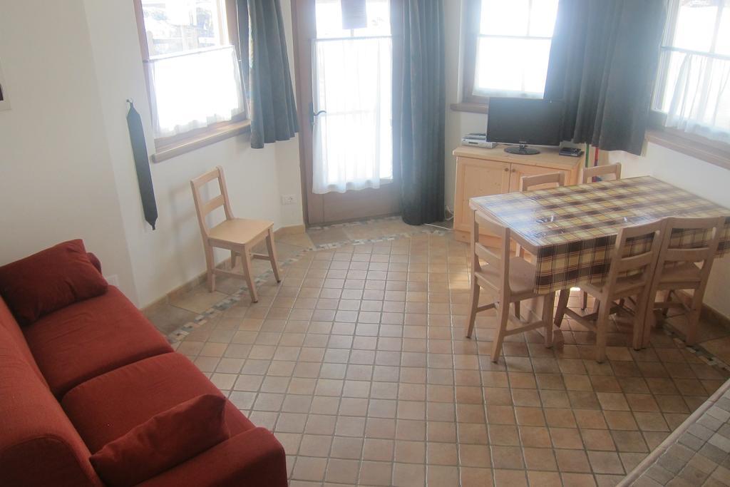 Chalet Rin Da Pemont Livigno Phòng bức ảnh